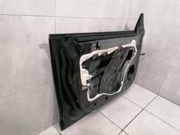 MASERATI Maserati Quattroporte VI M156 left front door 673007994 door front left aluminium — thumbnail 10