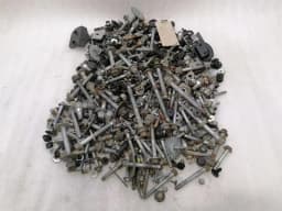 MASERATI Maserati Quattroporte VI M156 Screws Bolts From One Car Set Bolts — thumbnail 4