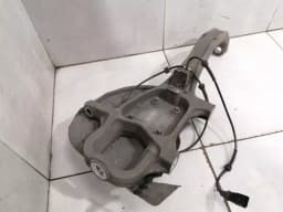 MASERATI MASERATI QUATTROPORTE VI M156 Left Front Hub 670039063 Radlagergehäus — thumbnail 5