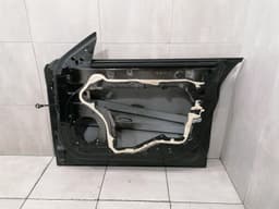 MASERATI Maserati Quattroporte VI M156 right front door 673007995 door front right — thumbnail 4