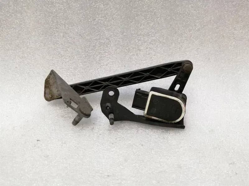 MERCEDES-BENZ Mercedes S-Class W222 RLH Xenon Level Sensor A2229050503 Level Control