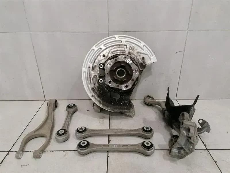 PORSCHE Porsche 911 992 Right Rear Hub 992505436B Wheel Bearing Housing Rear Right FAULTY
