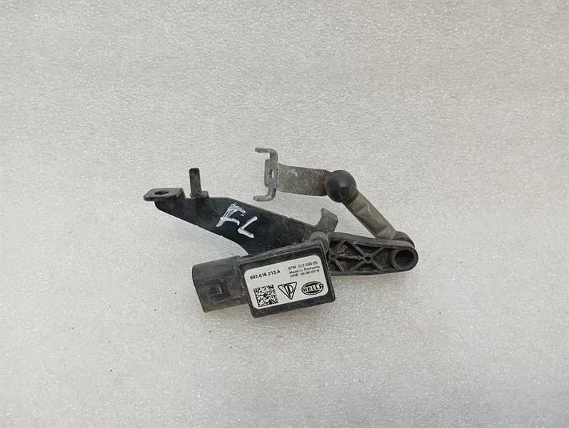 Porsche 911 992 Front Left Level Sensor 992616213A Level Sensor VL