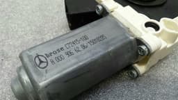MERCEDES-BENZ Mercedes W238 Front Right Door Window Motor A0009066206 Window Regulator Motor — thumbnail 2