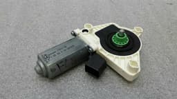 MERCEDES-BENZ Mercedes W238 Front Left Door Window Motor A0009066106 Window Regulator Motor — thumbnail 4