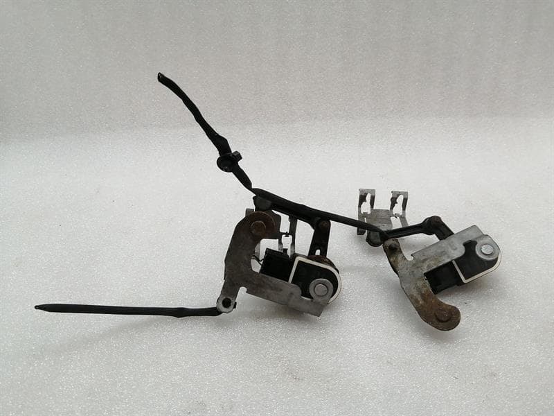 Mercedes E Class W238 Level Sensor Set A0009053704 Height Sensor Set