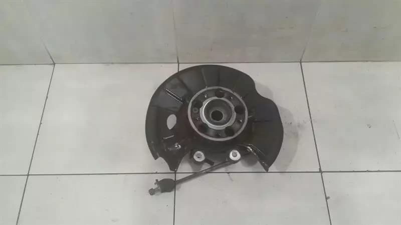 Mercedes S-class W222 Right Rear Hub A2223501041 wheel bearing housing rear RE W217