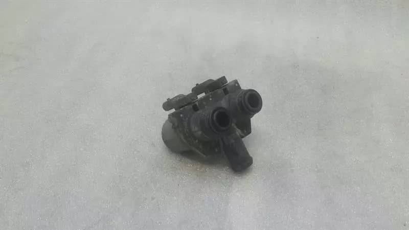 MERCEDES-BENZ Mercedes S-Class W222 Heater Valve A0009820617 Heater Valve