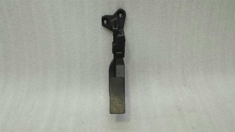 MERCEDES-BENZ Mercedes GLS X166 W166 W292 Gas Pedal (Electrical) A2923000000 Accelerator Pedal