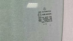 MERCEDES-BENZ Mercedes GLS X166 Left Front Door Glass A1667251310 Door Window Front Left — thumbnail 2