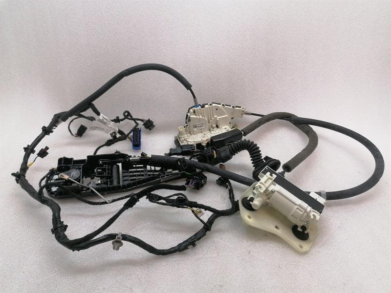 MASERATI MASERATI GHIBLI M157 Front Right Door Lock 67003840 RHD RIGHT HANDLEBAR