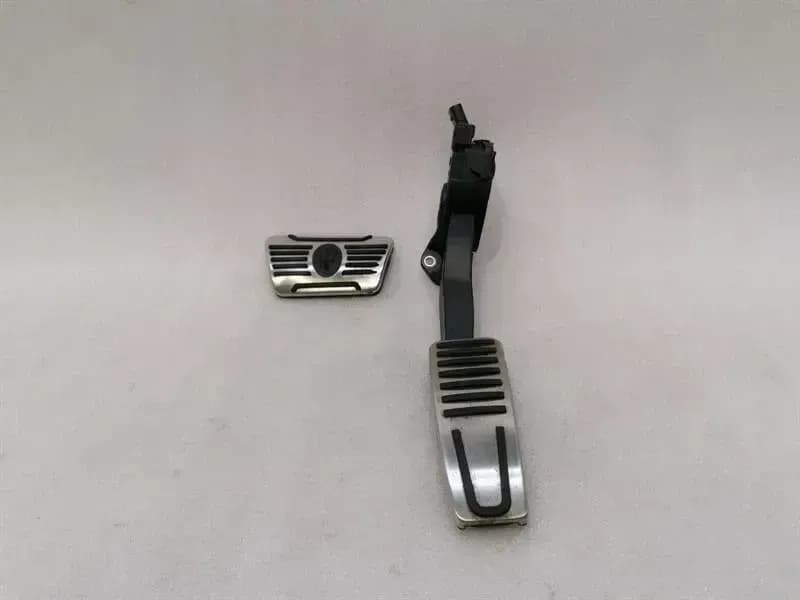 MASERATI MASERATI GHIBLI M157 Gas Pedal (Electrical) 04861715AE Accelerator Pedal