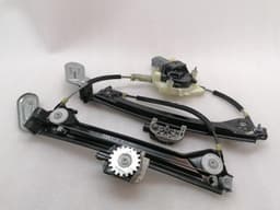 MASERATI Maserati Ghibli M157 Right Rear Door Winder 670103666 Rear Right Power Window — thumbnail 5