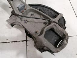 MASERATI Maserati Ghibli M157 Right Front Hub 670039101 Wheel Bearing Housing Front Right — thumbnail 5