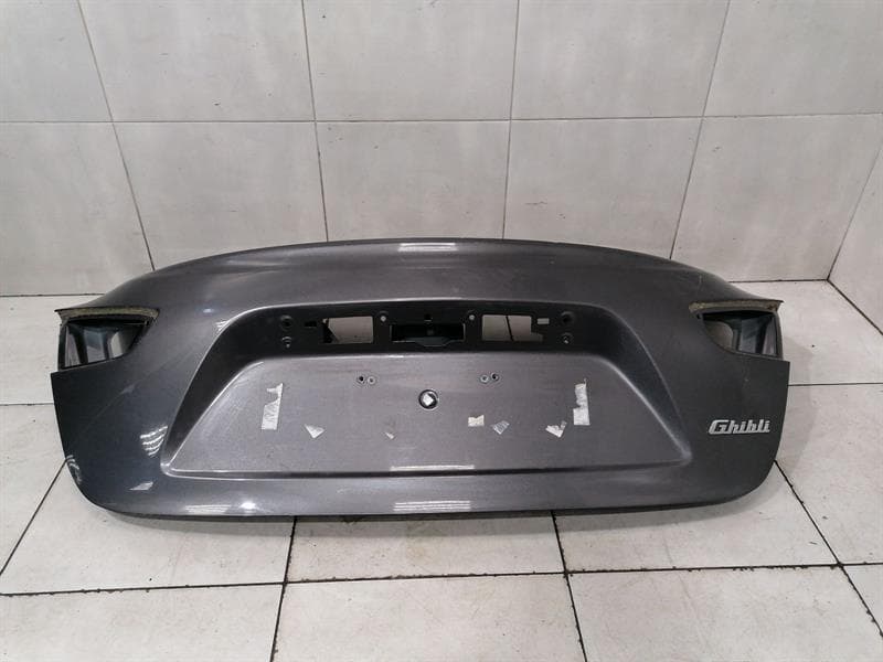 MASERATI Maserati Ghibli M157 Boat Lid 673004651 Tailgate