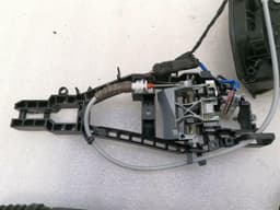BMW BMW M4 F82 left RHD door lock 7202145 door lock left RHD — thumbnail 5