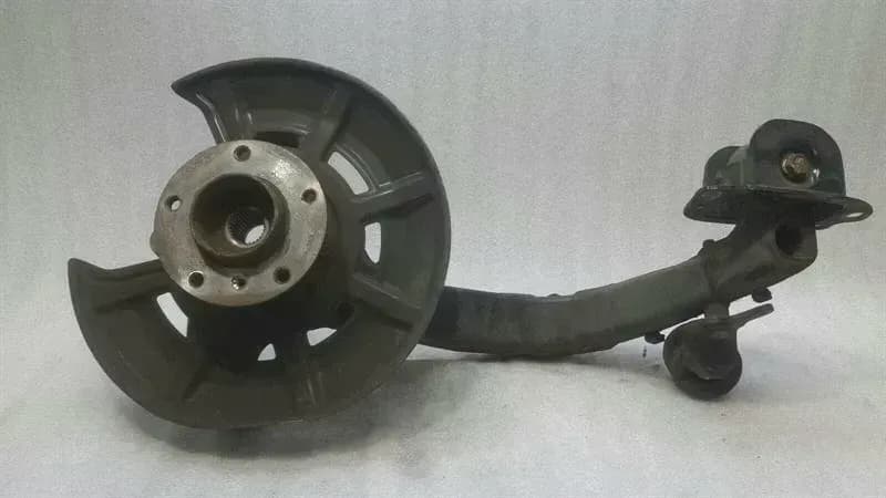 BMW BMW Z4 E89 Right Rear Hub 6783106 Wheel Bearing Housing Rear Right 35i