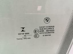 BMW BMW M4 F82 left front door glass 51337268725 door window front left — thumbnail 9