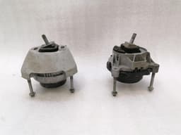 BMW BMW M4 F82 engine mount set of 2 2284818 engine holder set — thumbnail 1