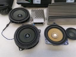 BMW BMW M4 F82 speaker set 9383967 Hi Fi speaker set — thumbnail 3