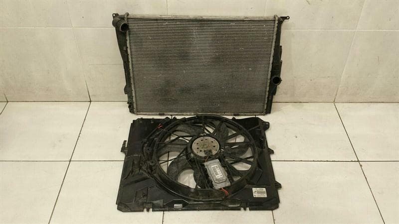 BMW BMW Z4 E89 2.3i Radiator Pack 7563259 Radiator Pack Radiator Fan