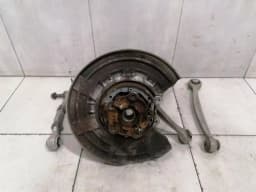 BMW BMW M4 F82 Right Rear Hub 33302284796 Wheel Bearing Housing Rear Right — thumbnail 1