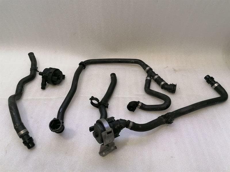 BMW BMW 3 Series M3 F80 Additional Cooling Pump 9147359 Coolant Pump Pump