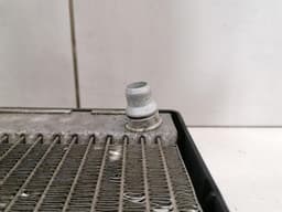 BMW BMW M4 F82 Water Radiator 2284604 Water Cooler — thumbnail 6