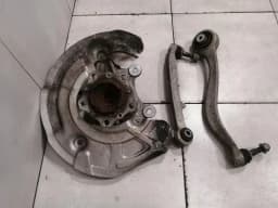 BMW BMW 3 Series F80 M3 F30 Left Front Hub 31212284001 Wheel Bearing Housing Front Left — thumbnail 1