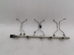 BMW BMW 3 Series M3 F80 Fuel Rail 7848363 Injection Strip Pipe Distributor — thumbnail 5