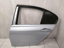 BMW BMW M3 F80 Left Rear Door 41007298513 Door Rear Left Silverstone 2 Metallic — thumbnail 1