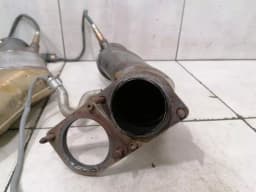 BMW BMW 3 Series F80 M3 F30 Catalytic Converter 7848041 Catalyst S55 S55B30 — thumbnail 9