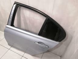 BMW BMW M3 F80 Left Rear Door 41007298513 Door Rear Left Silverstone 2 Metallic — thumbnail 3