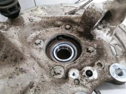 BMW BMW 3 Series F80 M3 F30 Left Rear Hub 33302284795 Wheel Bearing Housing Rear Left — thumbnail 5
