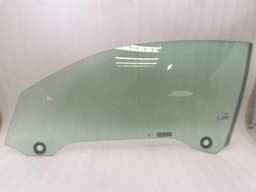 BMW BMW M4 F82 left front door glass 51337268725 door window front left — thumbnail 1