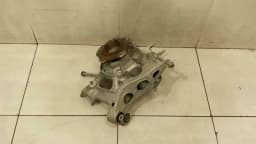 PORSCHE Porsche 911 991 Left Rear Hub 99133111133 Wheel Bearing Housing Rear Left PCCB T — thumbnail 3