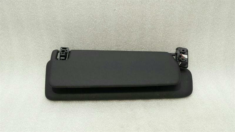 PORSCHE Porsche Cayenne 958 92A Sun Visor Right 7P0857552D Sun Visor Visor Right