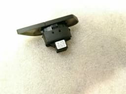 PORSCHE Porsche Macan 95B Right Door Lock Switch 95B962126B Door Lock Right Switch — thumbnail 6