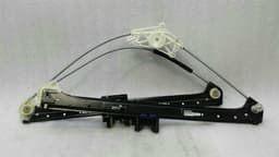 PORSCHE Porsche Macan 95B Right Front Door Winder 95B837462 Front Right Window — thumbnail 6