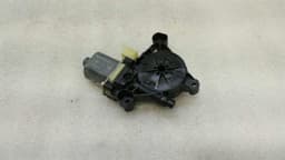 PORSCHE Porsche Macan 95B door window motor 5Q0959802A window regulator motor rear right — thumbnail 1