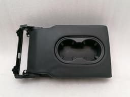 PORSCHE Porsche Cayenne 958 92A Rear Leather Armrest 7P5885081G Rear Armrest Leather — thumbnail 10