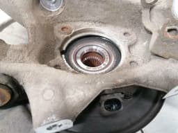 PORSCHE Porsche Cayenne 958 92A Left Rear Hub 95833161101 Wheel Bearing Housing Rear Left — thumbnail 7