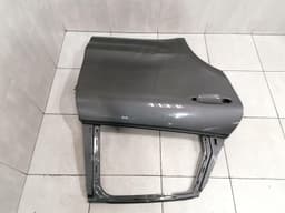 PORSCHE Porsche Macan 95B Right Rear Door 95B833021A Door Rear Right DEFECT — thumbnail 3