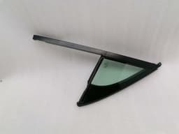 PORSCHE Porsche Cayenne 958 92A Right Front 1/4 Glass 7P6845114 Door Panel 1/4 Front RE — thumbnail 2
