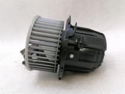 PORSCHE Porsche Macan 95B Heater Blower 8T0820521F Motor Heating Fan RHD — thumbnail 4
