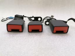 PORSCHE Porsche Macan 95b Rear Belt Buckle Set 95B857740A Belt Lock Rear Set — thumbnail 1