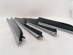 PORSCHE Porsche Macan 95B Door Veneer Set 95B867062D Door Bar Set Piano Paint — thumbnail 6