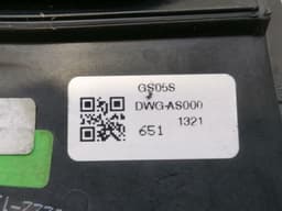 PORSCHE Porsche Macan 95B Right Front 1/4 Glass 95B845114 Door Panel 1/4 Front Right — thumbnail 9