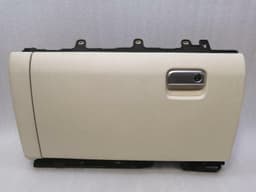 PORSCHE PORSCHE CAYENNE 958 92A Glovebox LEATHER 7P5857921A RHD RIGHT HANDLE CREAM — thumbnail 6