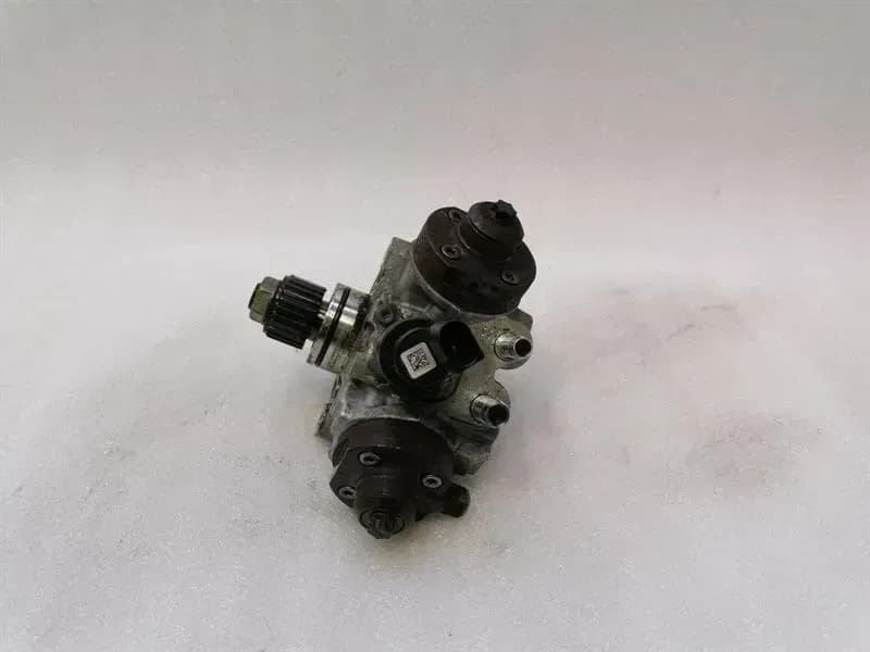 Porsche Macan 95B Fuel Pump Mechanical 059130755CB Fuel Pump High Pressure Pump